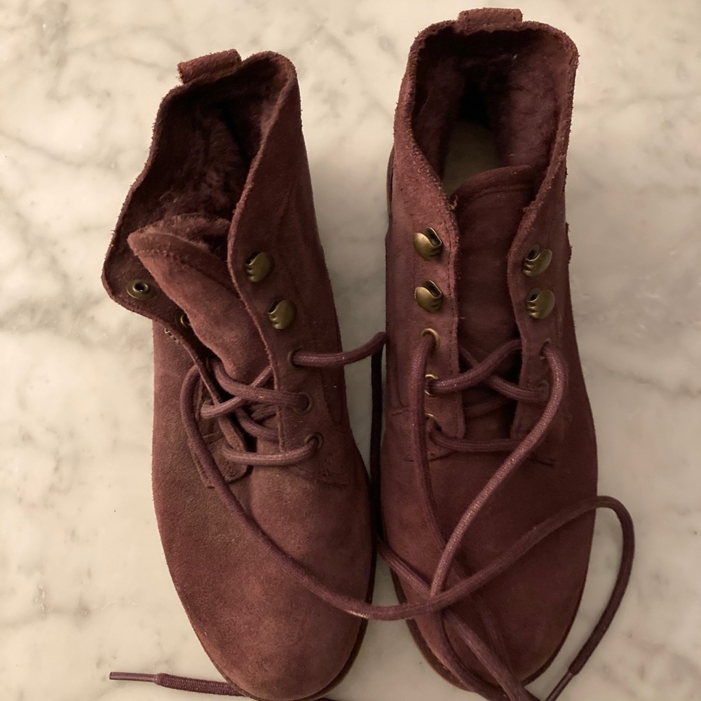 Never been used Ugg boots!